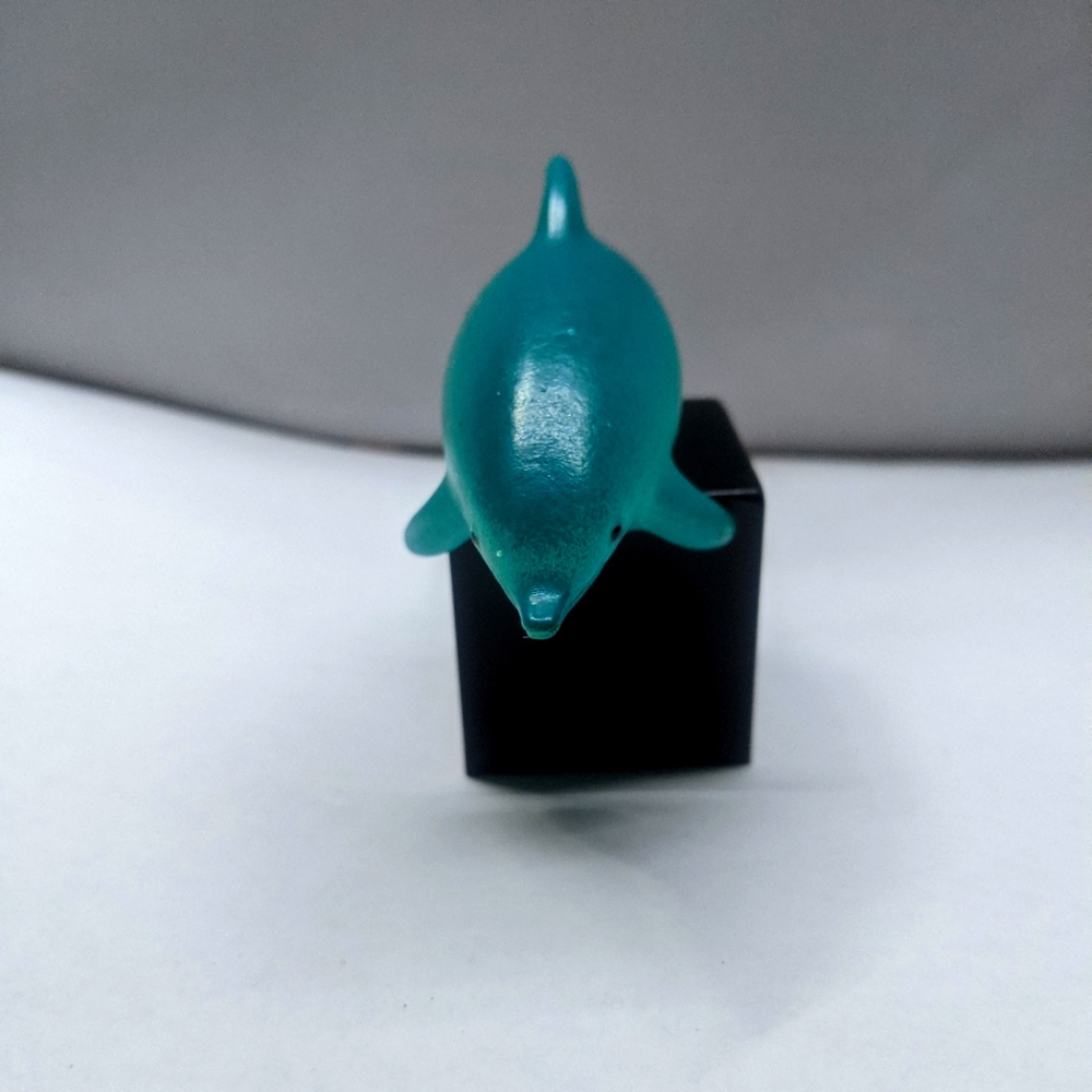 Polly Pocket Animal - Dolphin Blue Sea Chic Boutique